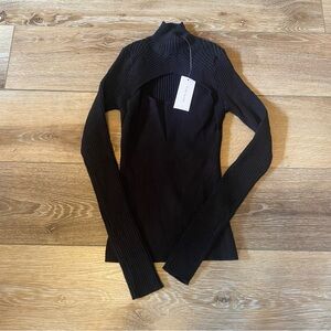 Pink Rose Women’s Sweater Cut Out on Chest Black Size Medium New with Tags